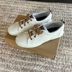 Sperry Top-Sider White Slip-Ons 🌊